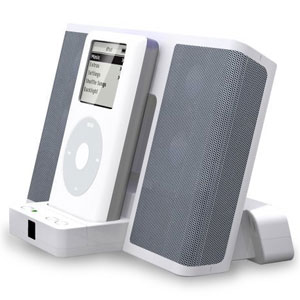 Illustration for article titled iPod Dock Bracket, Altec Lansing iM3 Vs. Griffin Journi
